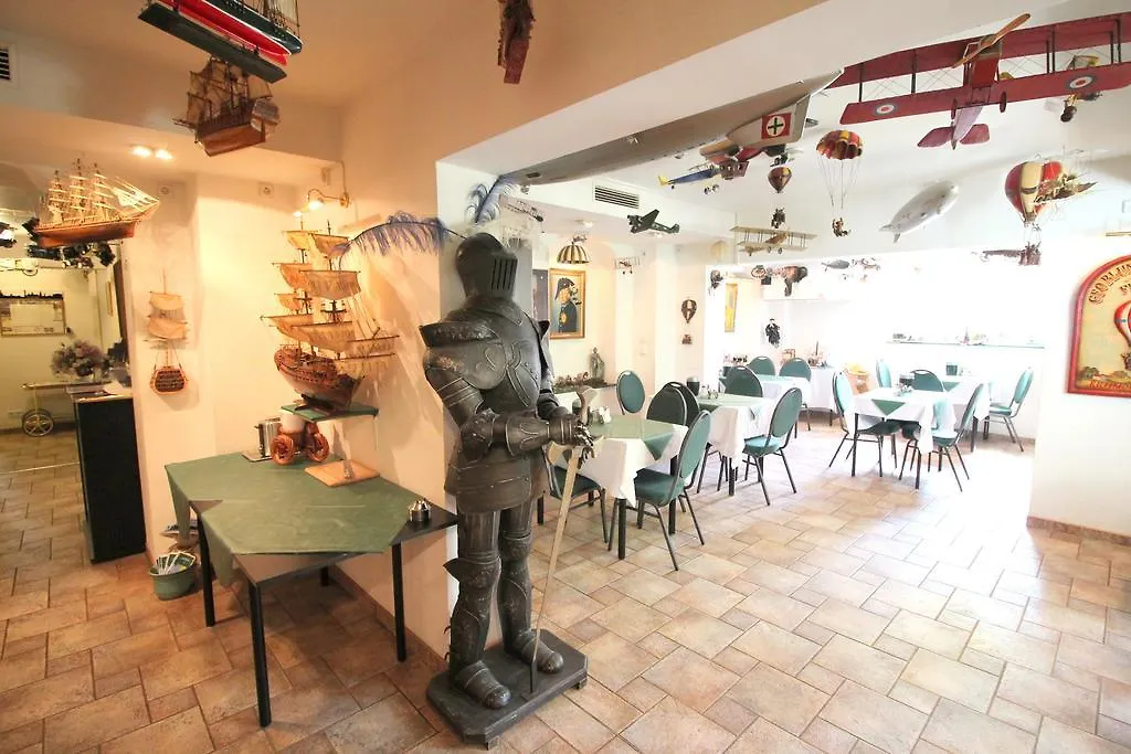 **  Hotel Zu Den Linden Дрезден Германия